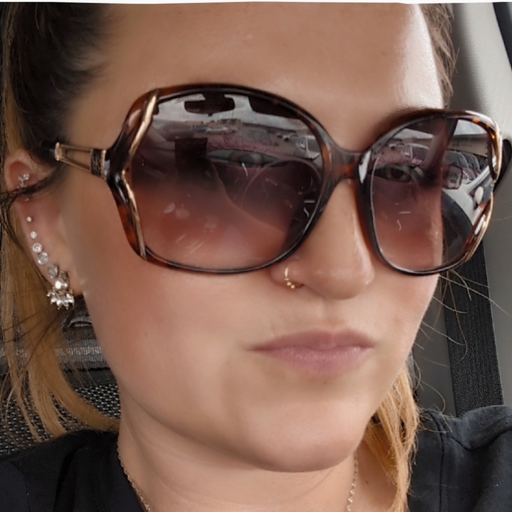 Oversized Tortoise Shell Sunglasses - image 1
